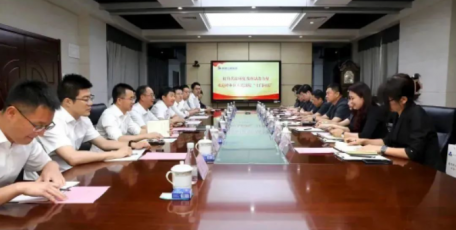 陜西省企業(yè)家協(xié)會(huì)法律服務(wù)委員會(huì)與碑林區(qū)人民法院走訪陜西建工第三建設(shè)集團(tuán)有限公司開展“上門問需”為優(yōu)化法治化營(yíng)商環(huán)境助力